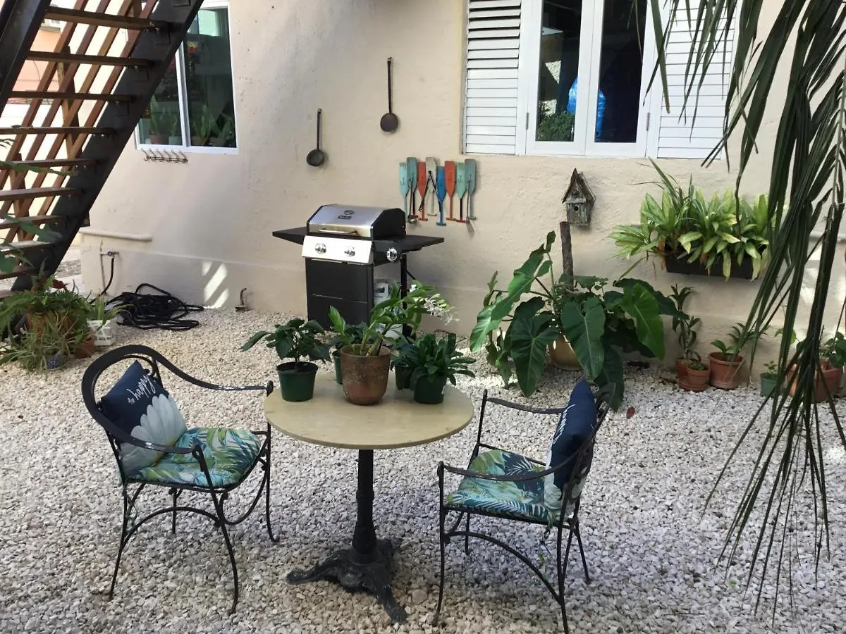 Apartament One Bedroom Apt 30 Steps From Prime Beach Generator Parking Included San Juan